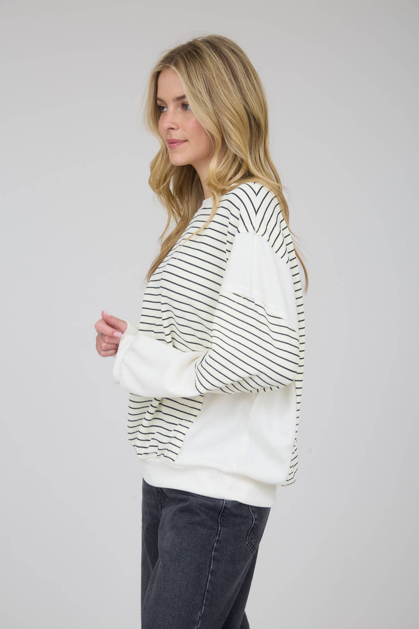Full Moon Striped Top / Black
