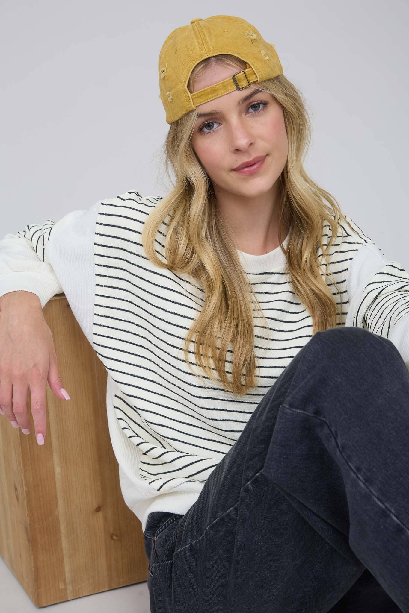 Full Moon Striped Top / Black