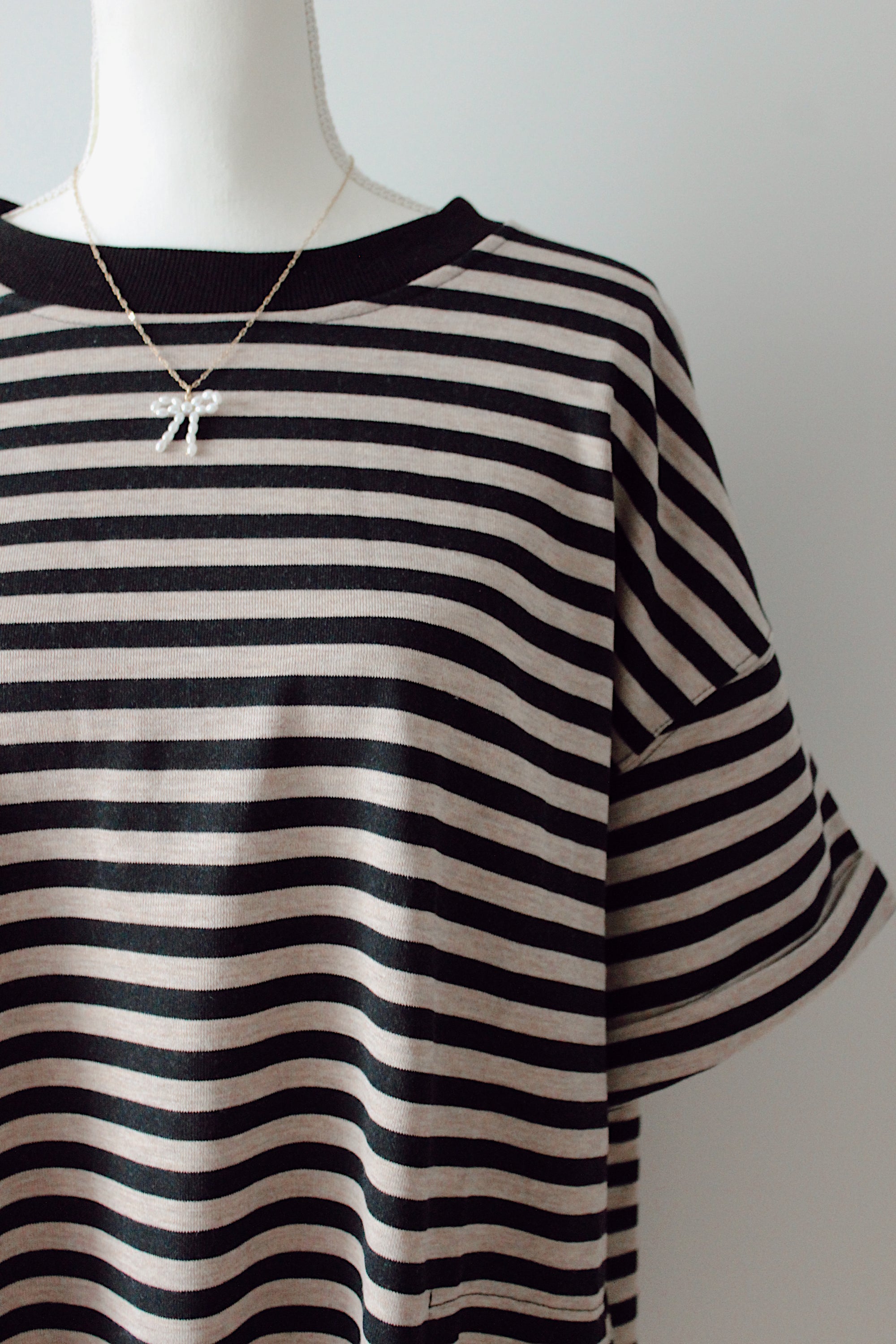 Seeing Stripes T-shirt Dress / Black + Oatmeal