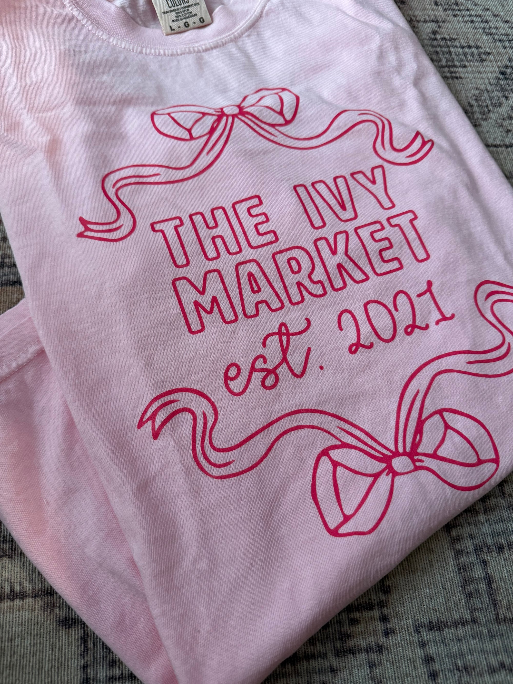 The Ivy Market Bows Tee