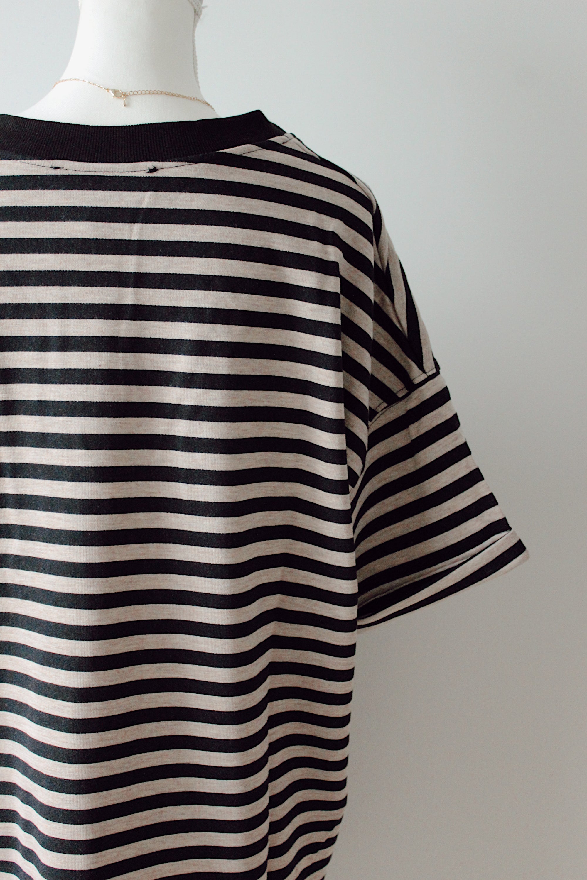 Seeing Stripes T-shirt Dress / Black + Oatmeal