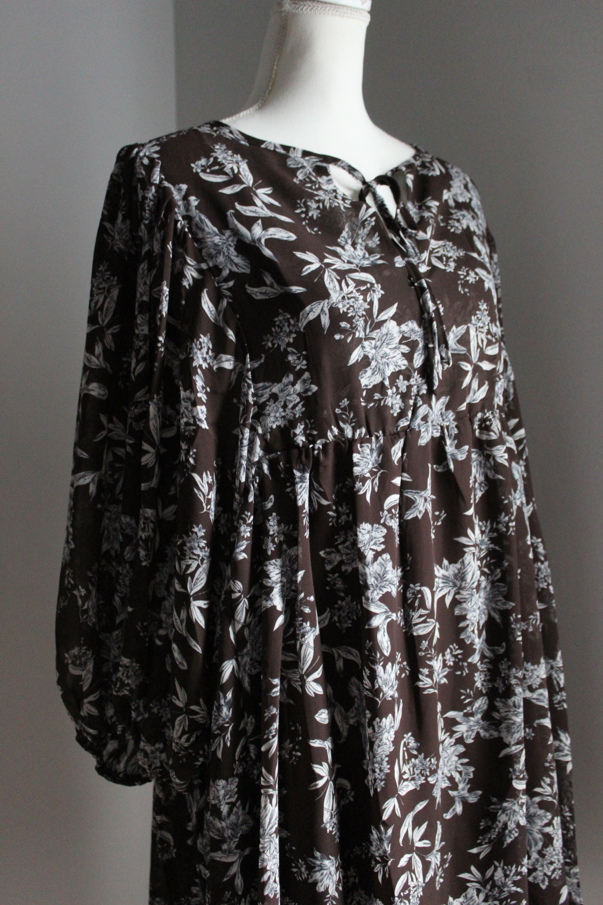 Fall Florals Babydoll Dress / Brown