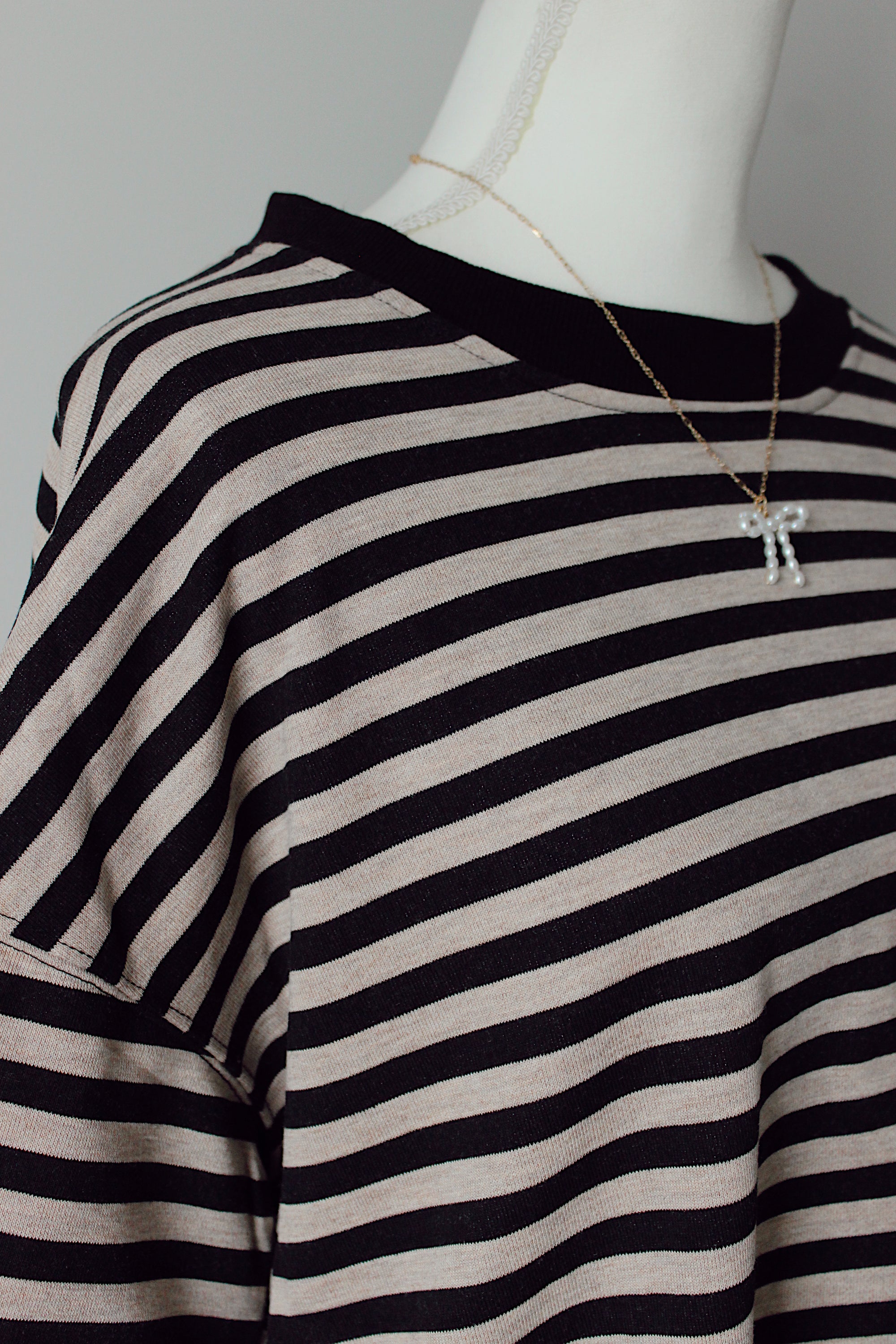 Seeing Stripes T-shirt Dress / Black + Oatmeal