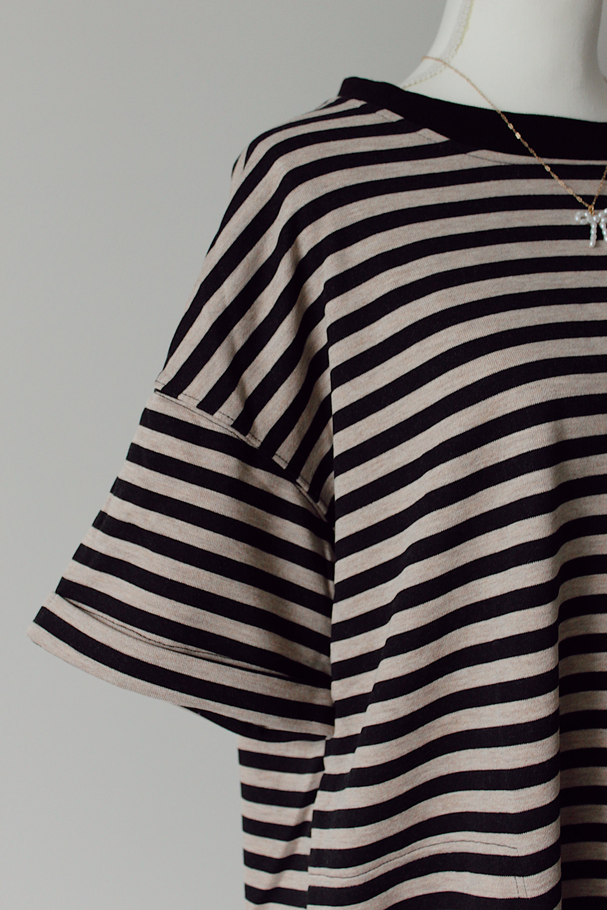 Seeing Stripes T-shirt Dress / Black + Oatmeal