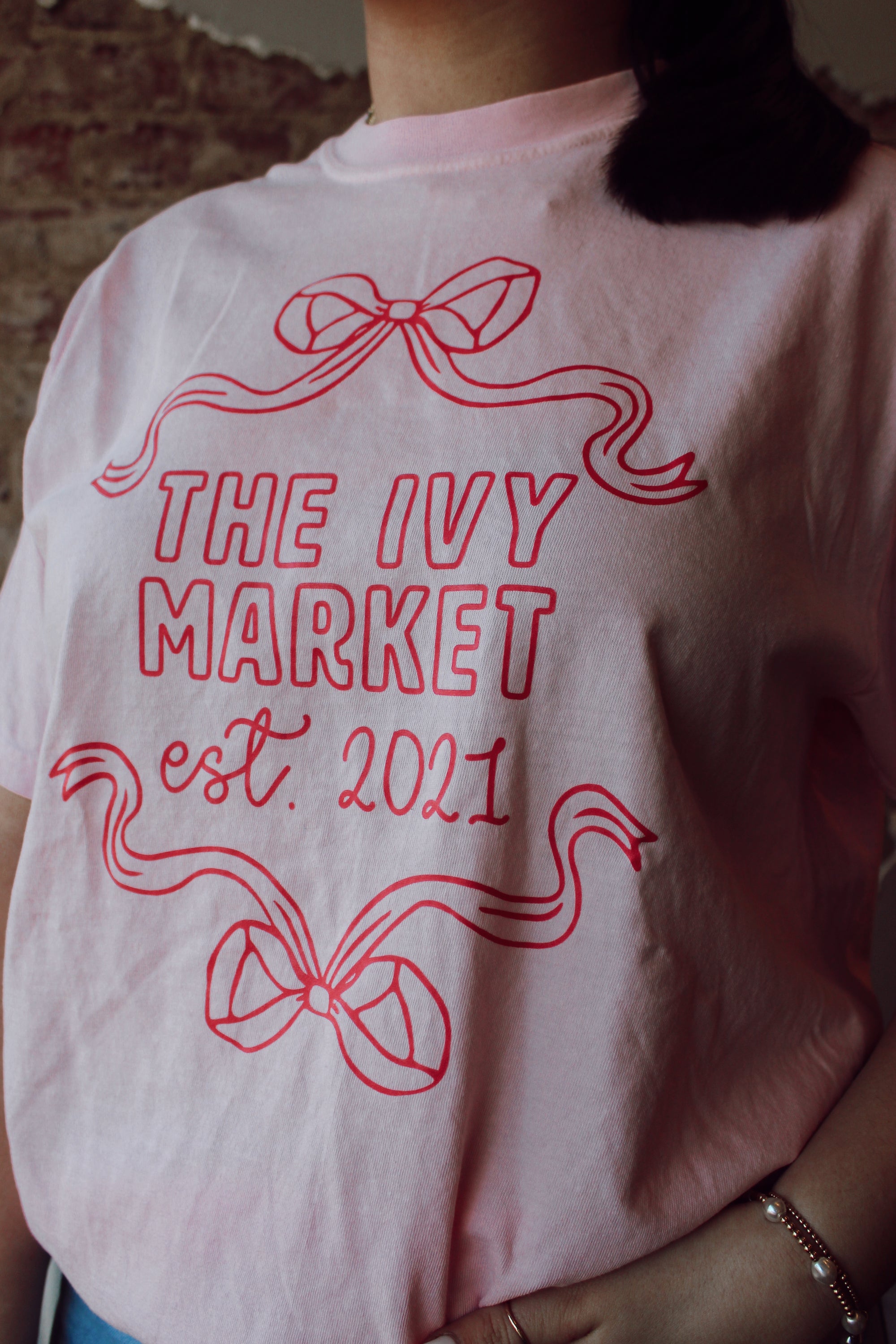 The Ivy Market Bows Tee