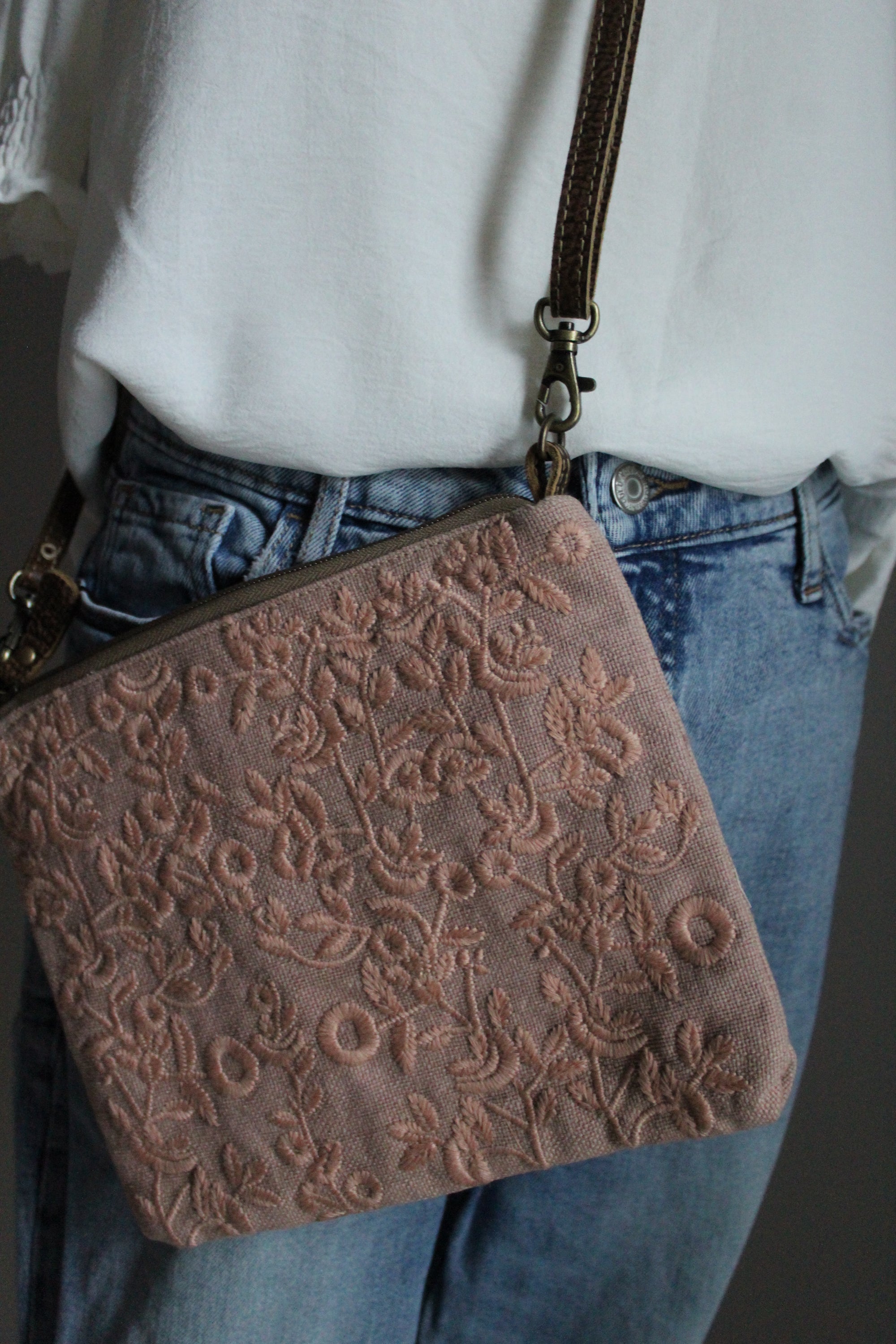 Vintage Garden Crossbody Bag